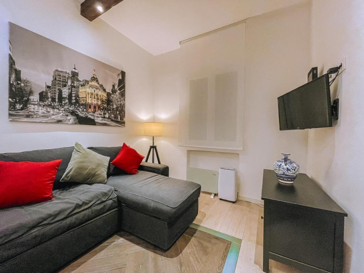 Fee4Me. Amazing Apartment In The Heart Of Lavapies Madrid Exterior photo